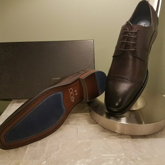 Shoes - Picture 4 of 7